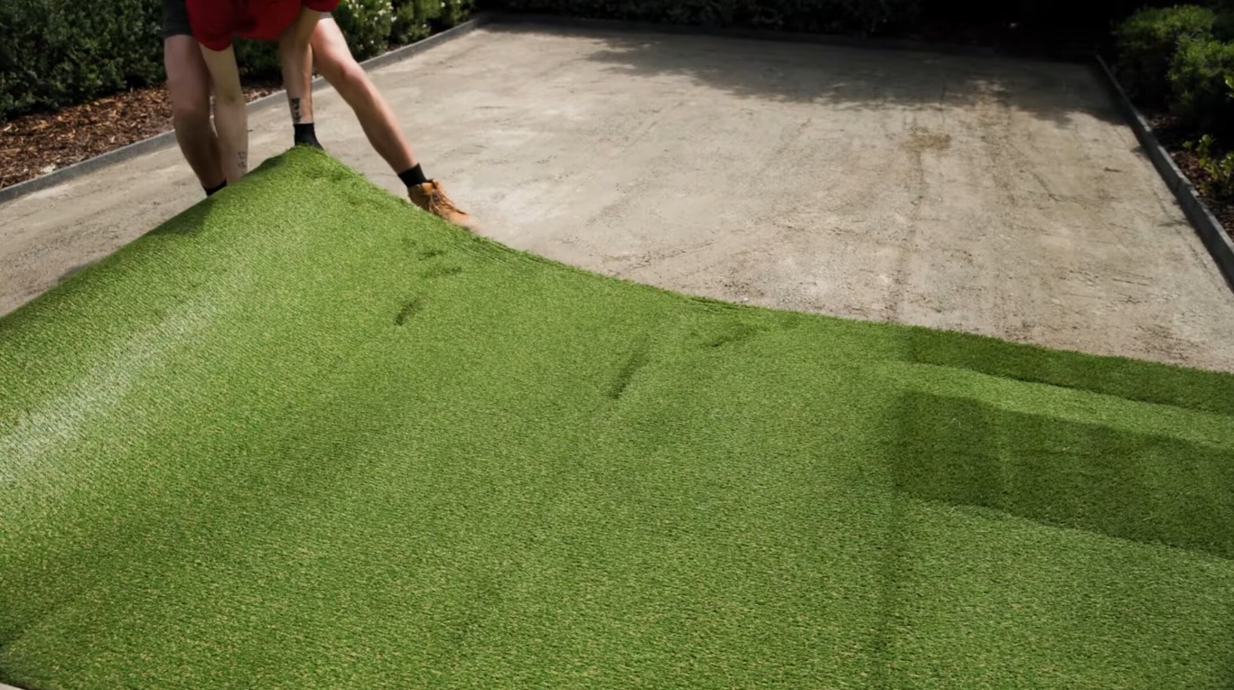 Eco-friendly artificial grass installation process in Rialto